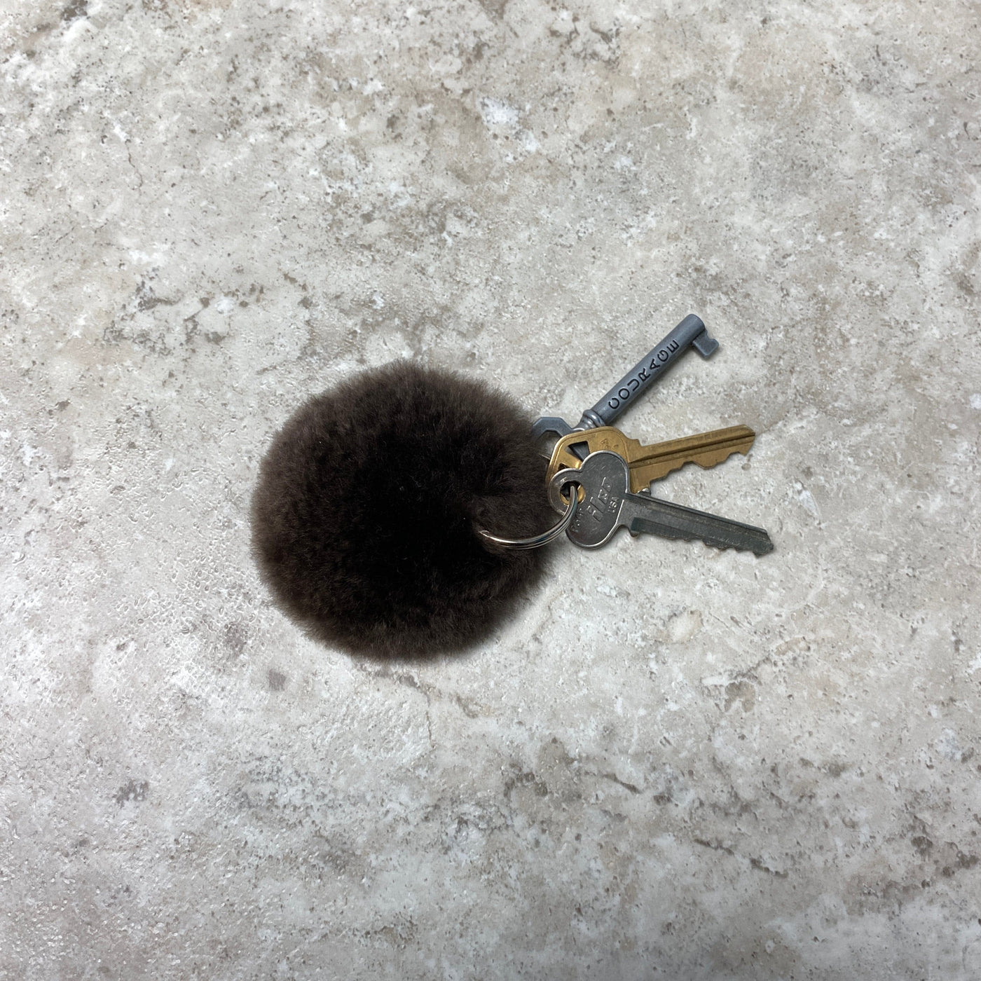 Fur keychain sensory toy